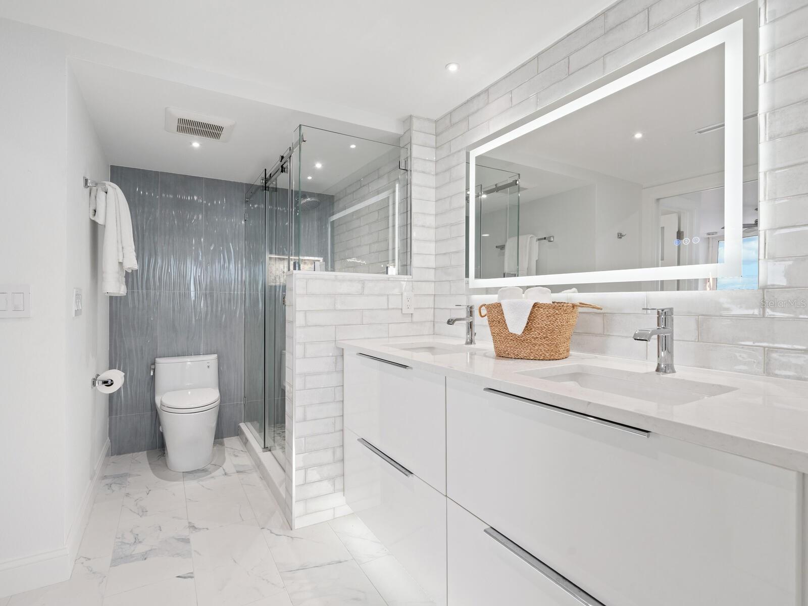 Image 21 of 57 For 5400 Ocean Boulevard 5-3