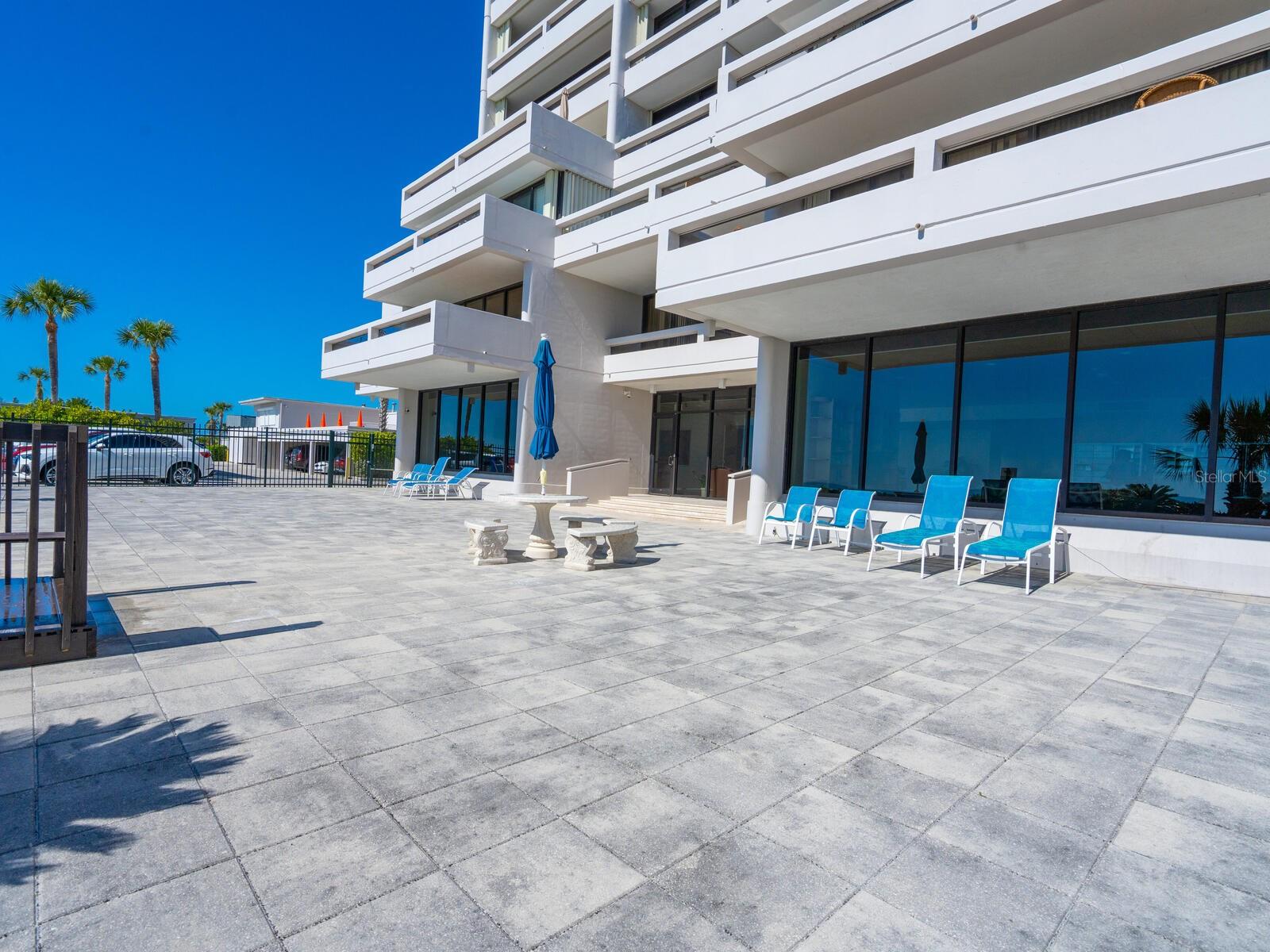 Image 33 of 57 For 5400 Ocean Boulevard 5-3