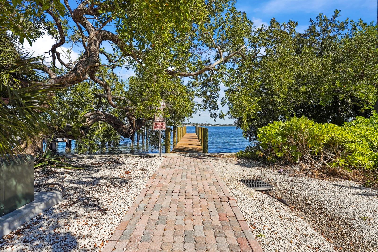 Image 16 of 91 For 106 7th Street S