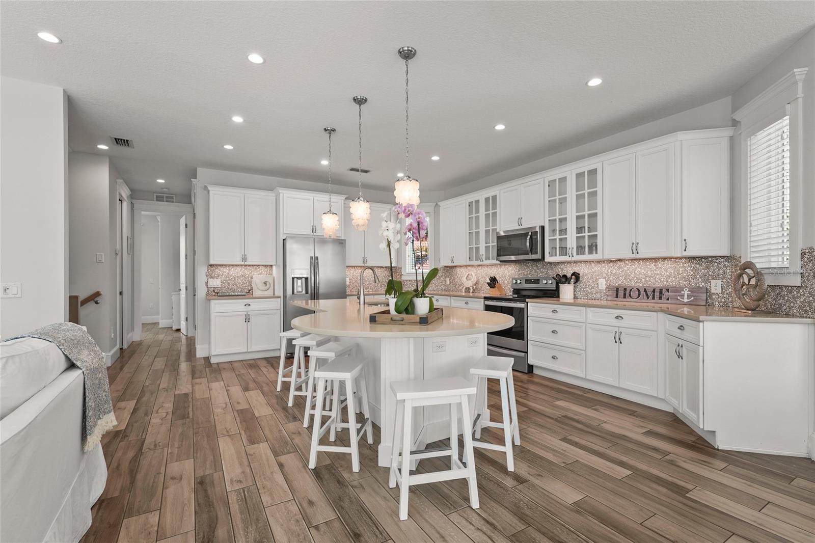 Image 20 of 91 For 106 7th Street S