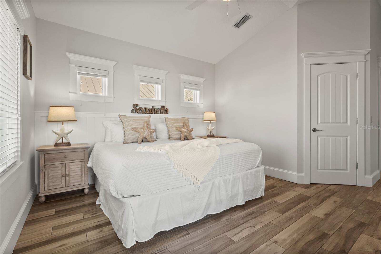 Image 45 of 91 For 106 7th Street S