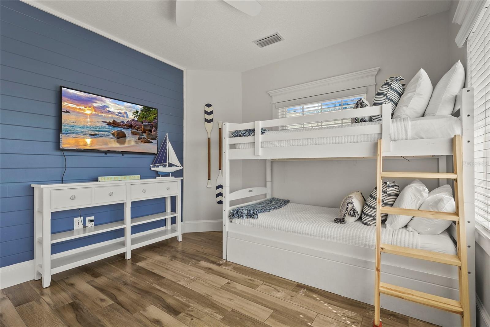 Image 53 of 91 For 106 7th Street S