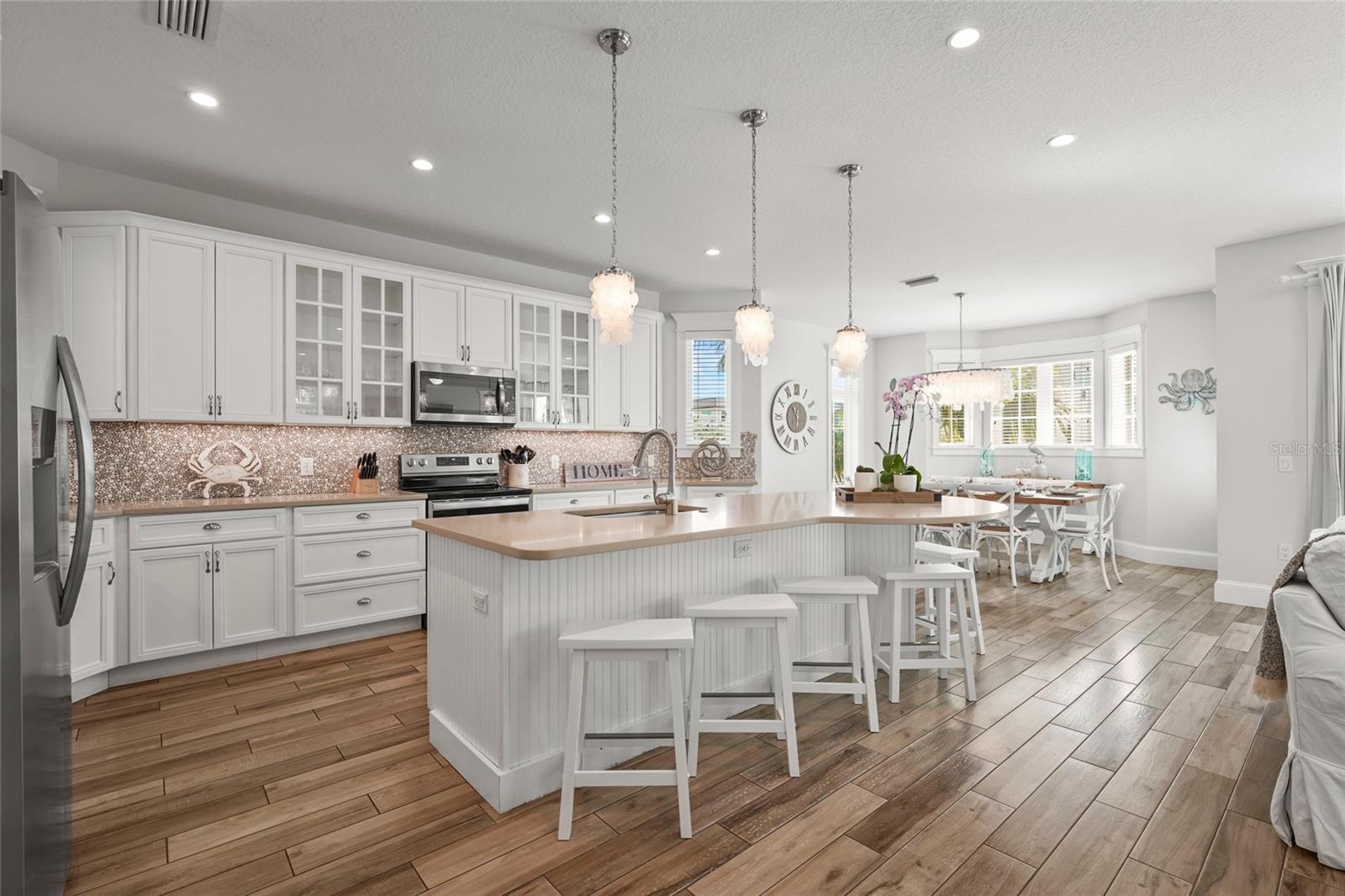 Image 7 of 91 For 106 7th Street S