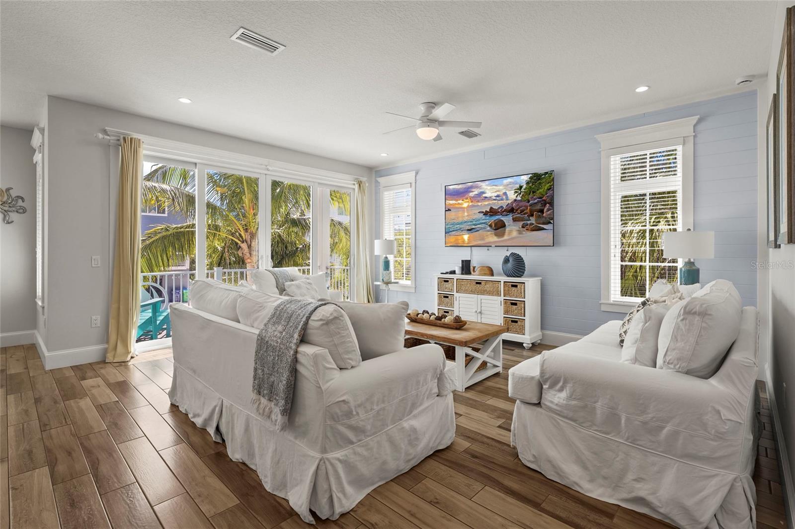 Image 8 of 91 For 106 7th Street S