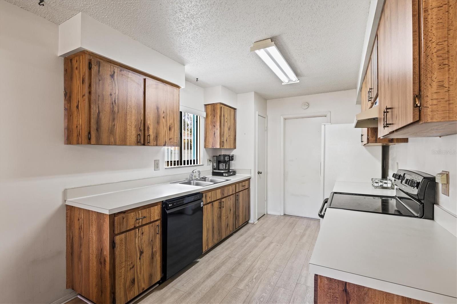 Image 21 of 86 For 5135 Nashville Drive