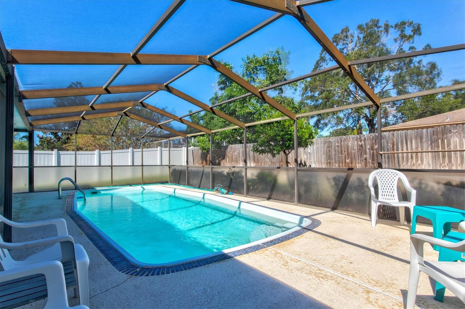 Image 40 of 86 For 5135 Nashville Drive