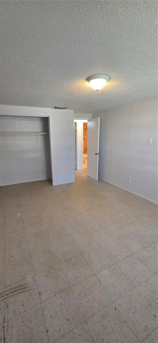 Image 10 of 22 For 5803 9th Street Court E