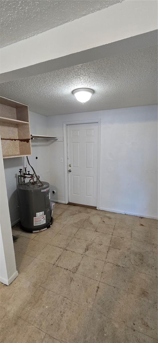 Image 11 of 22 For 5803 9th Street Court E