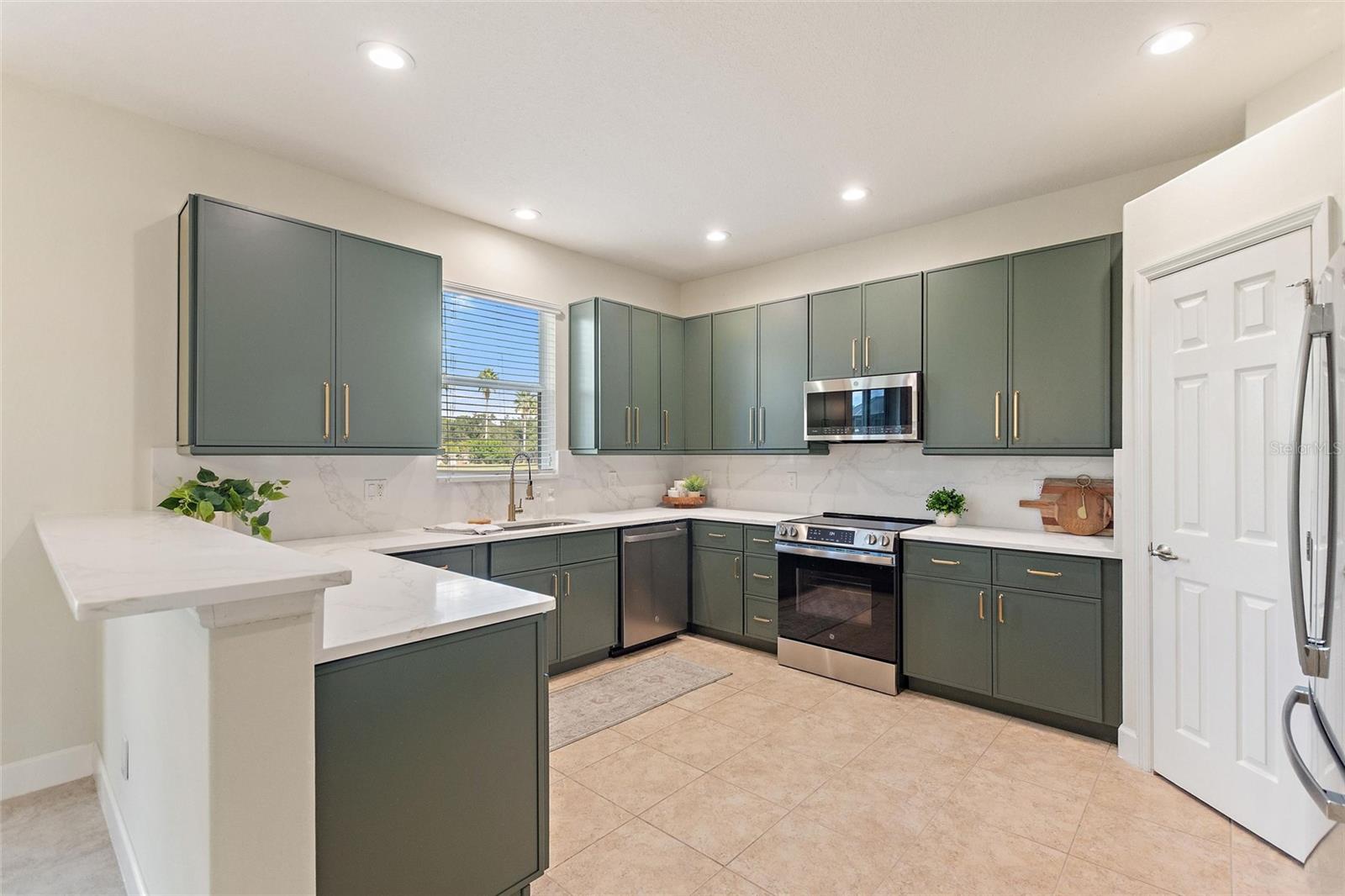 Image 12 of 58 For 12002 Granite Woods Loop