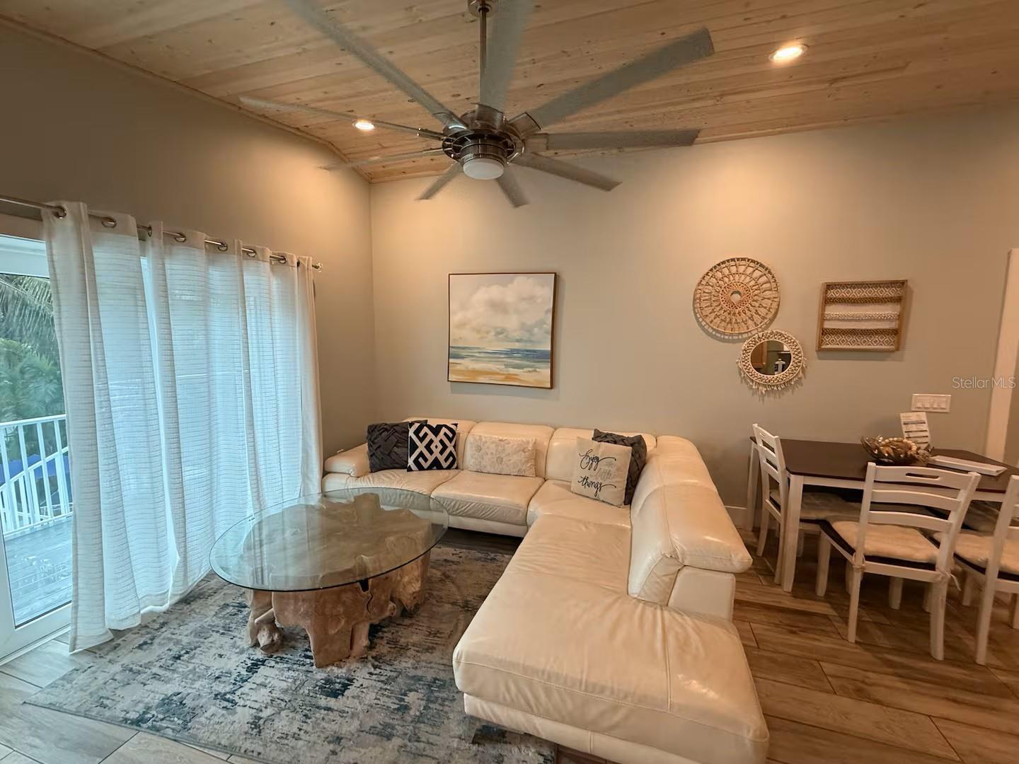 Image 14 of 61 For 111 Cedar Avenue