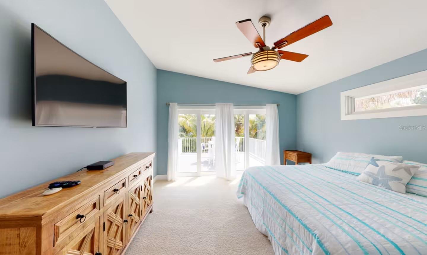 Image 24 of 61 For 111 Cedar Avenue