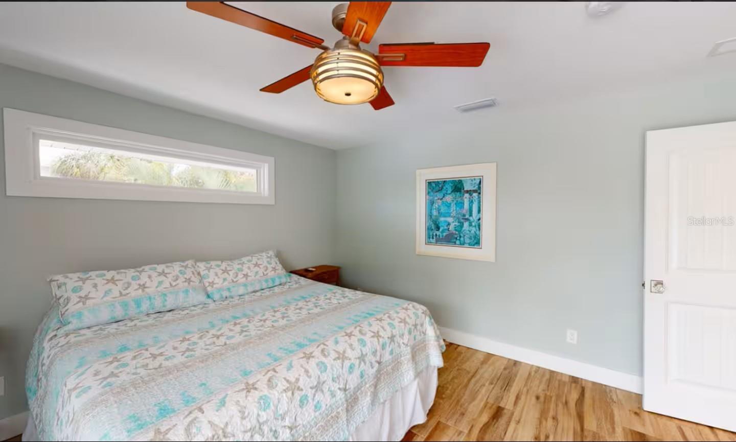 Image 27 of 61 For 111 Cedar Avenue