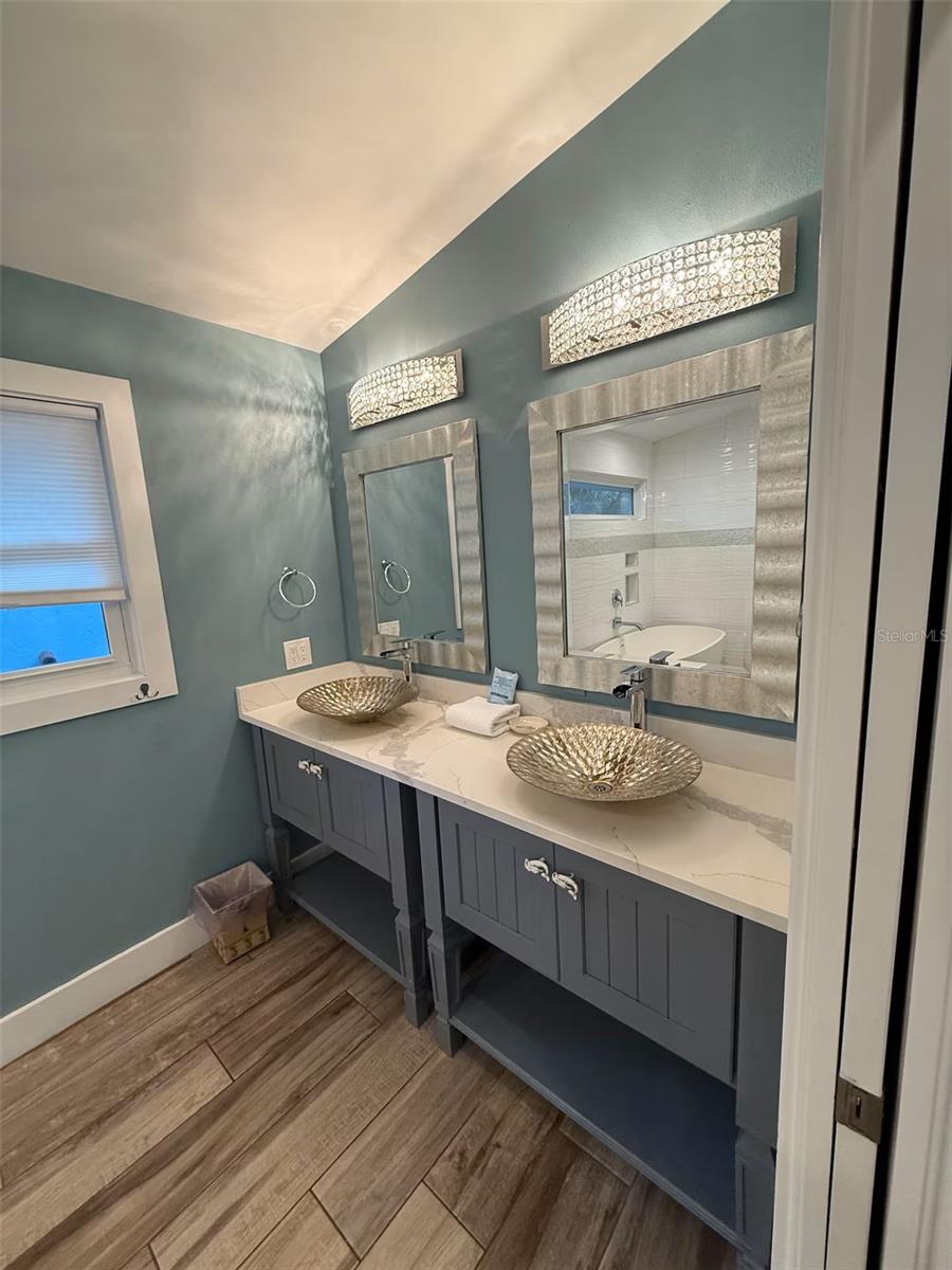 Image 42 of 61 For 111 Cedar Avenue