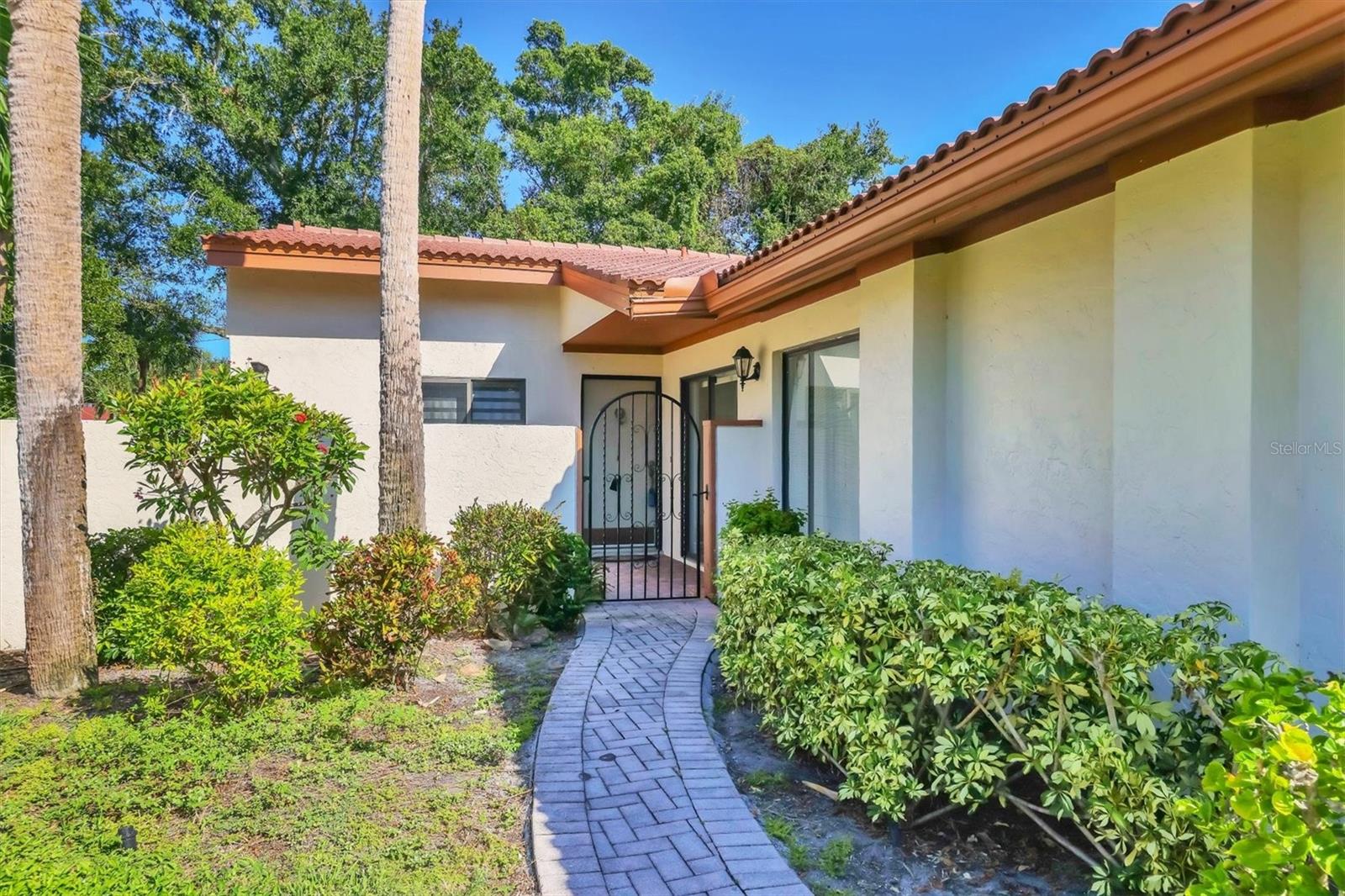 Image 2 of 20 For 6403 Pelican Drive