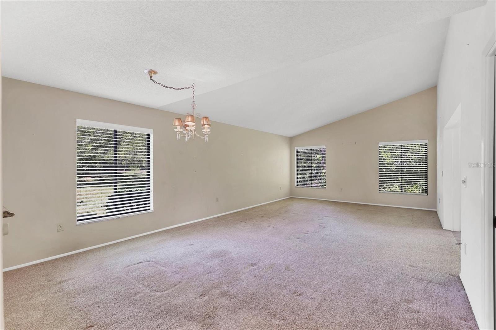 Image 3 of 20 For 6403 Pelican Drive