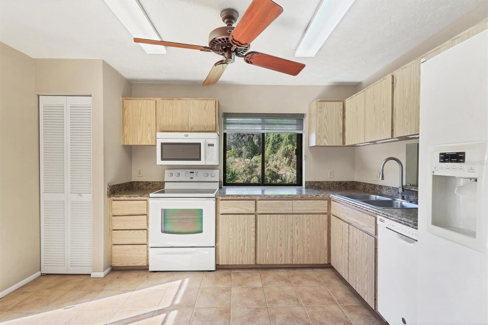 Image 6 of 20 For 6403 Pelican Drive