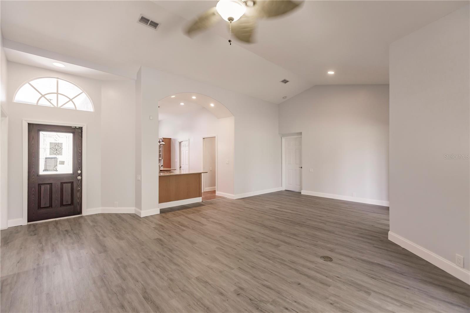 Image 13 of 46 For 2615 6th Street W