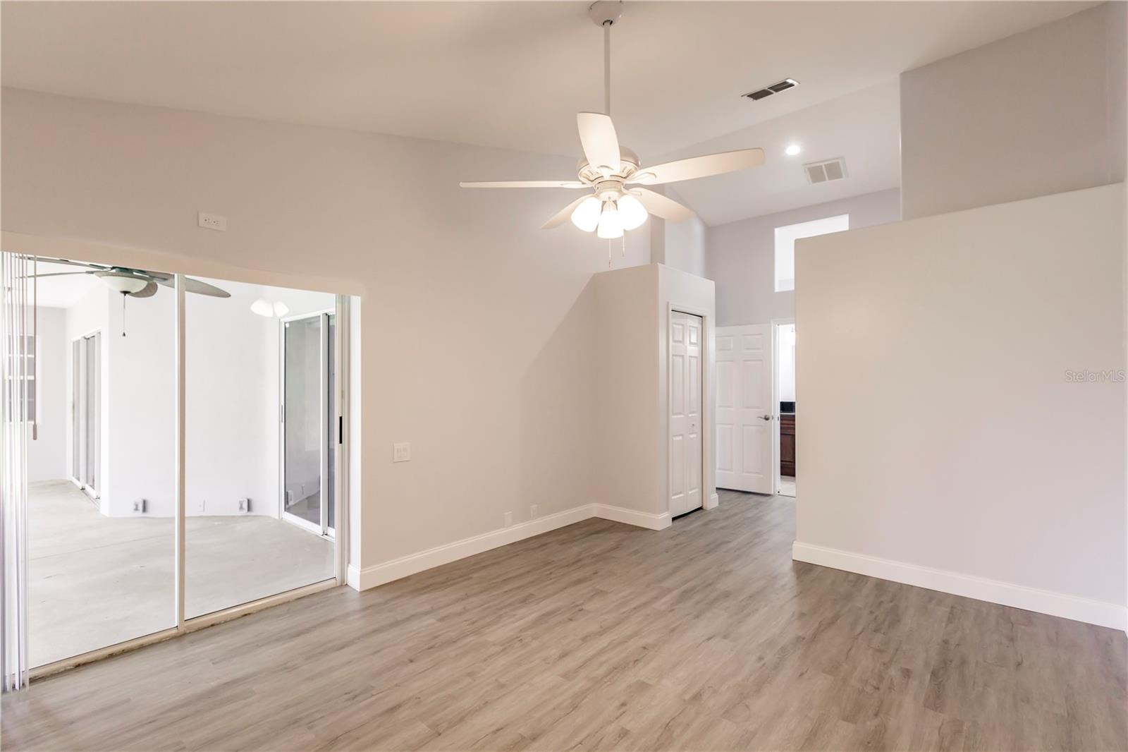 Image 22 of 46 For 2615 6th Street W