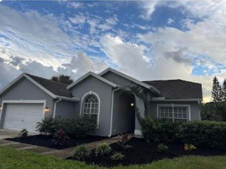 Image 5 of 46 For 2615 6th Street W