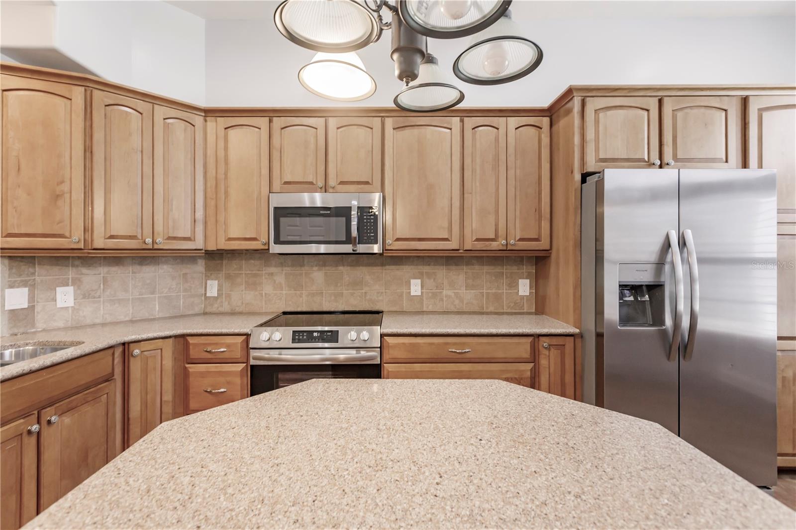 Image 8 of 46 For 2615 6th Street W