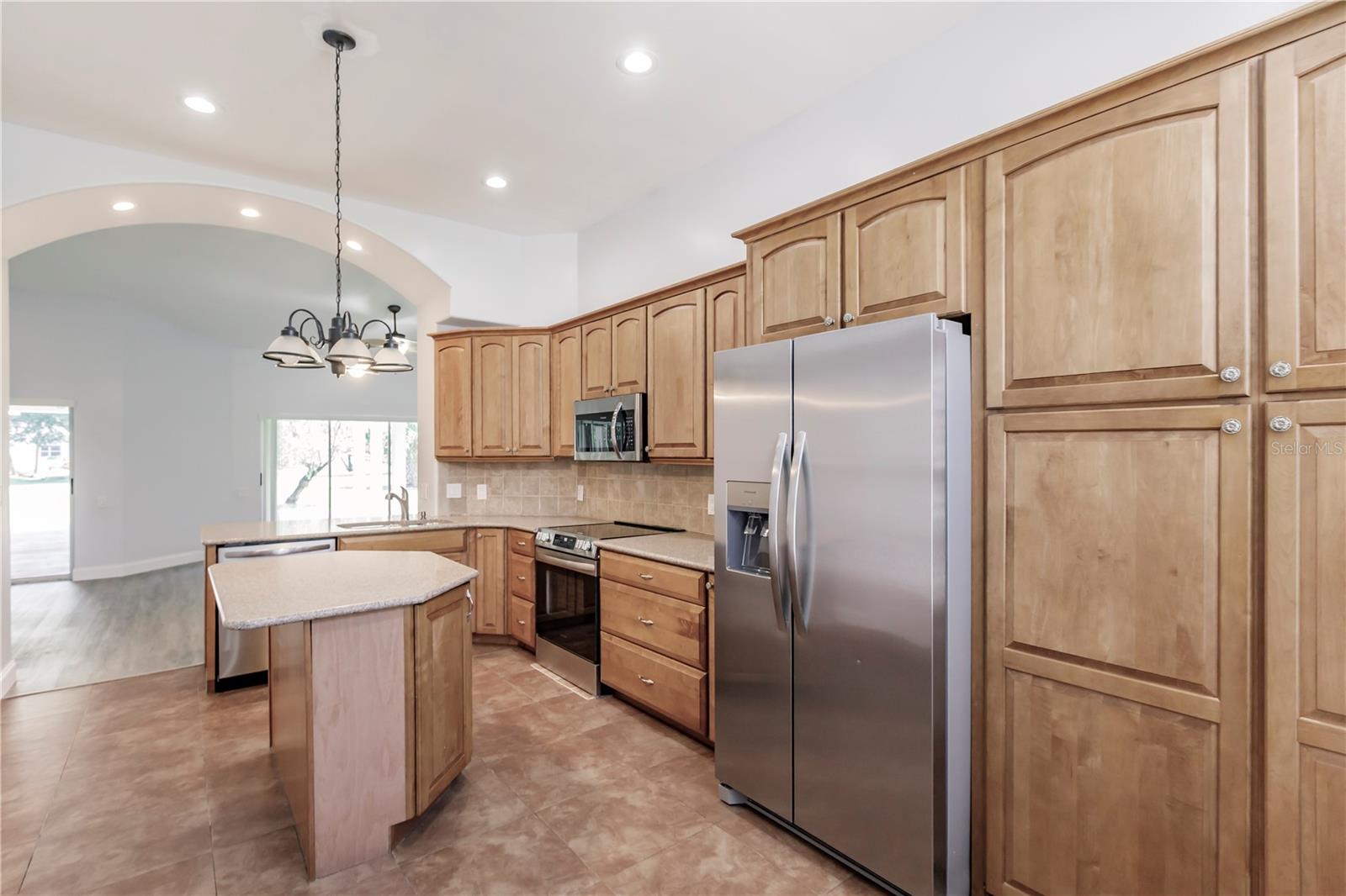 Image 9 of 46 For 2615 6th Street W