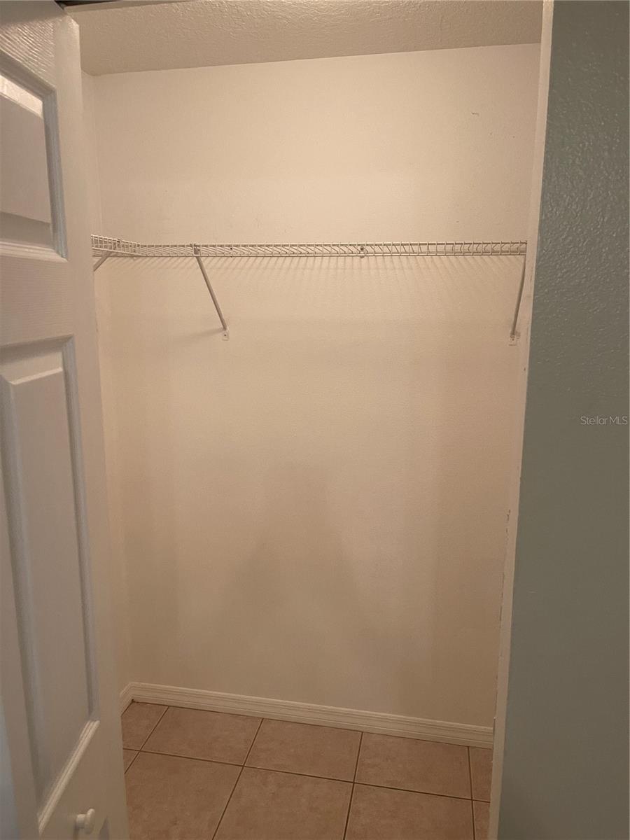 Image 11 of 24 For 2311 Henry Avenue