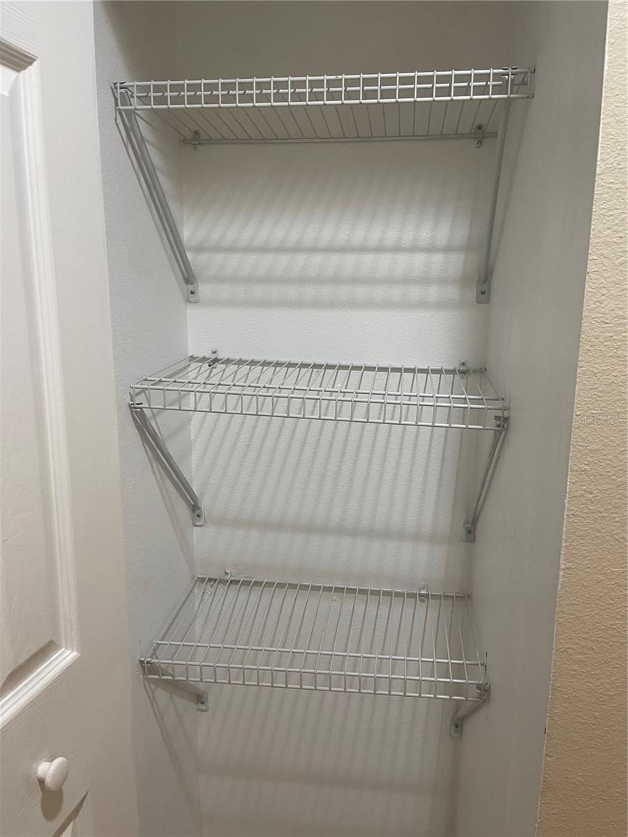 Image 21 of 24 For 2311 Henry Avenue