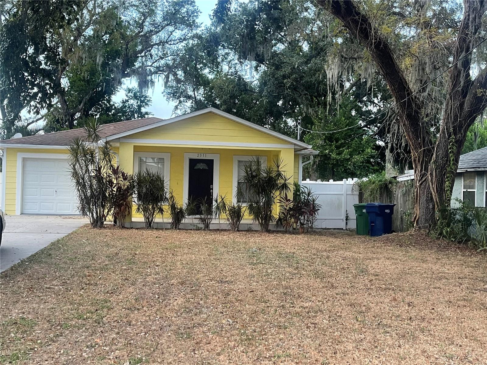 Image 23 of 24 For 2311 Henry Avenue