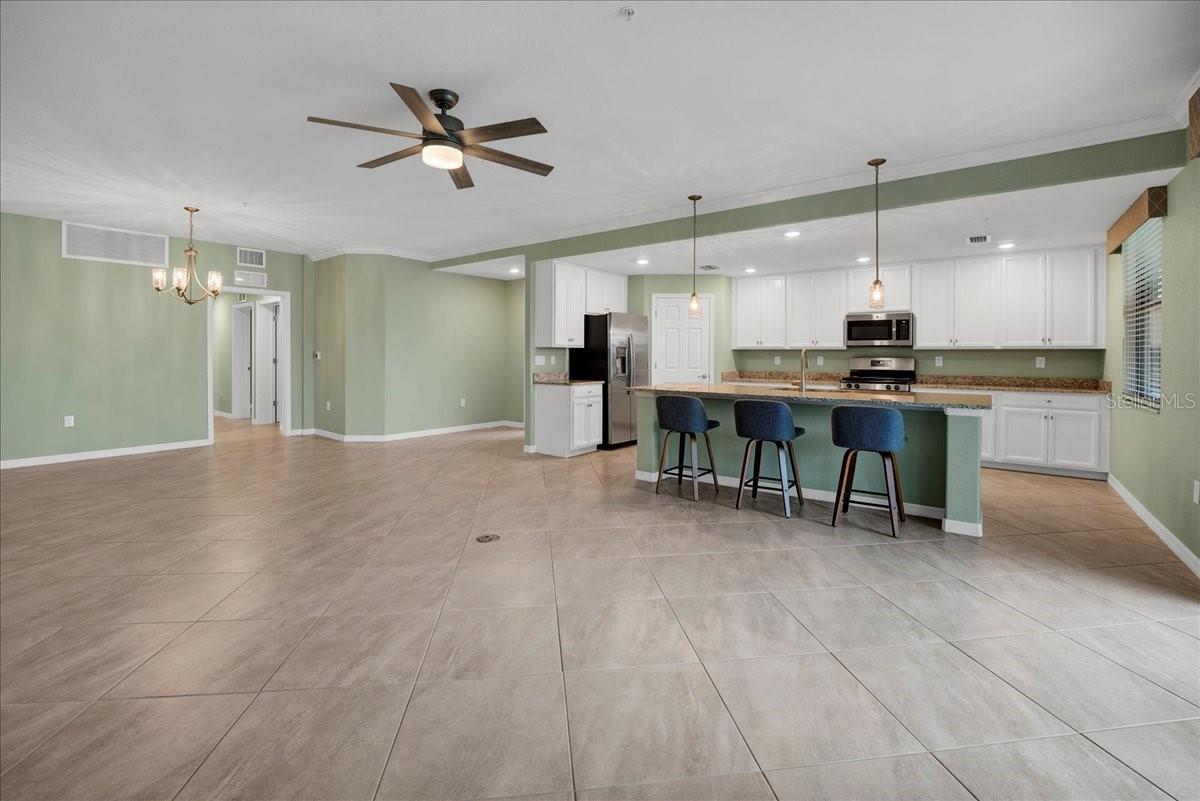 Image 11 of 80 For 6025 Worsham Lane 101