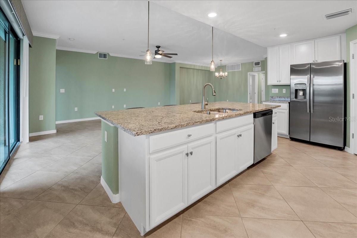 Image 12 of 80 For 6025 Worsham Lane 101