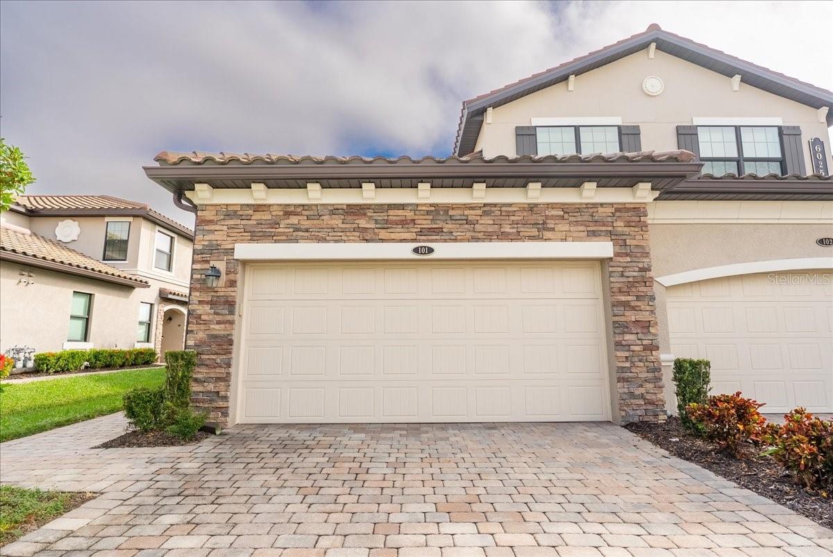 Image 3 of 80 For 6025 Worsham Lane 101