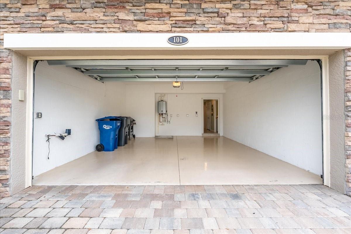 Image 40 of 80 For 6025 Worsham Lane 101