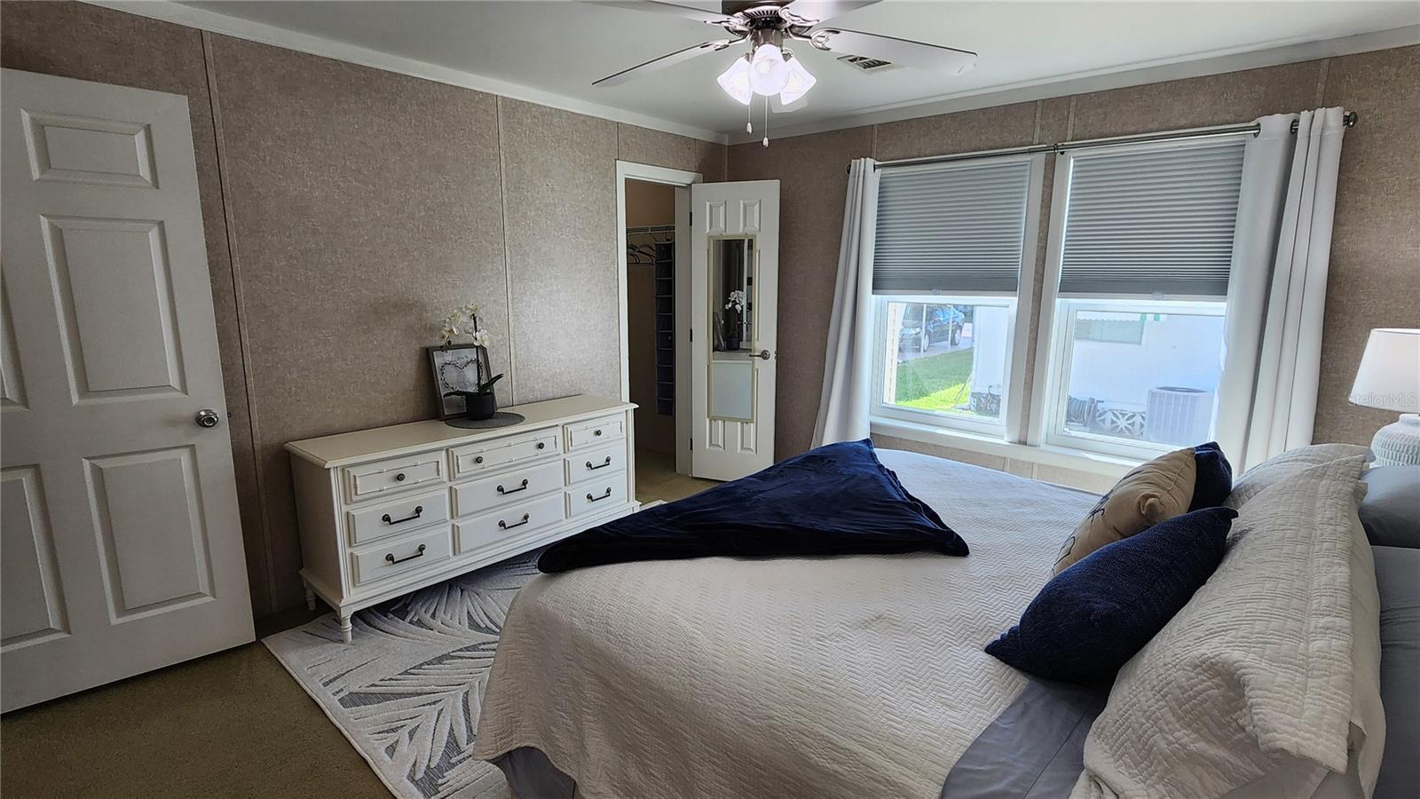 Image 15 of 39 For 3210 Ash Terrace