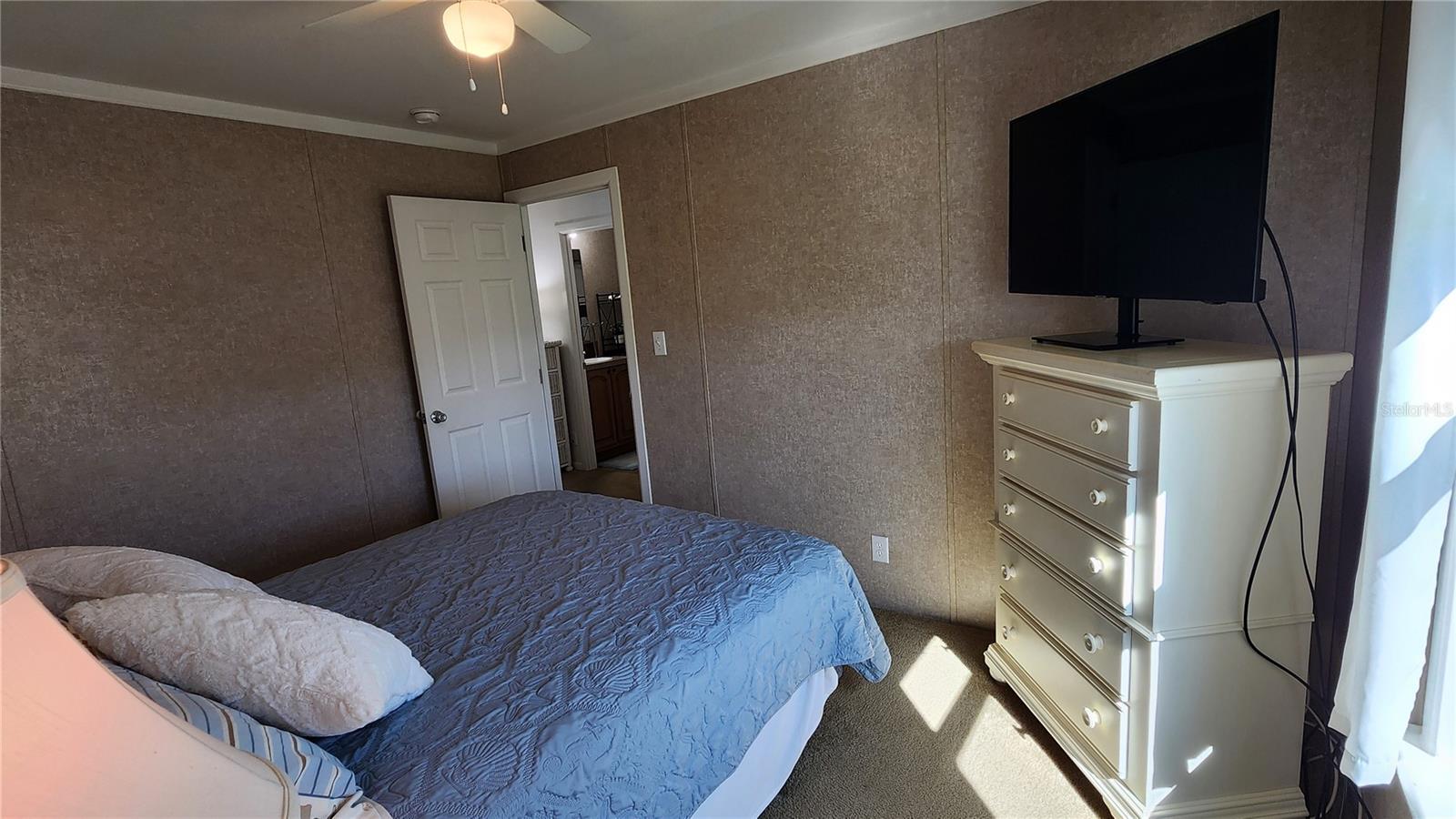 Image 20 of 39 For 3210 Ash Terrace