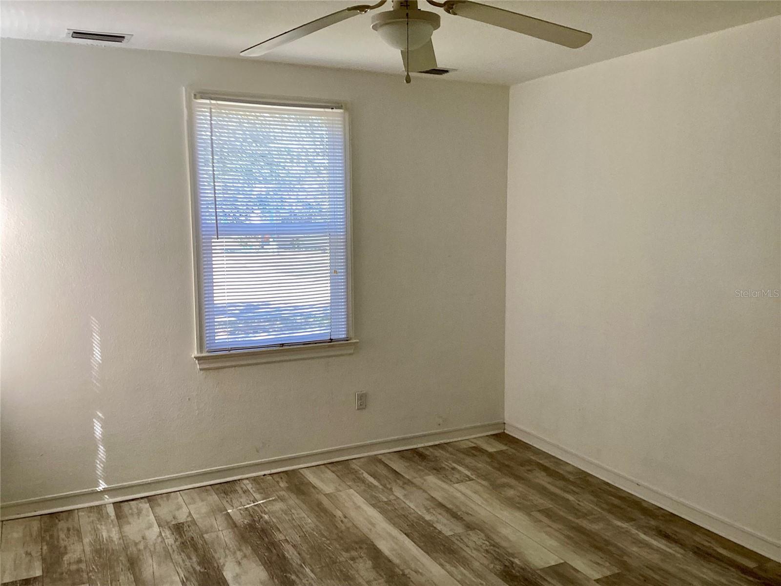 Image 14 of 14 For 1404 Cocoanut Avenue