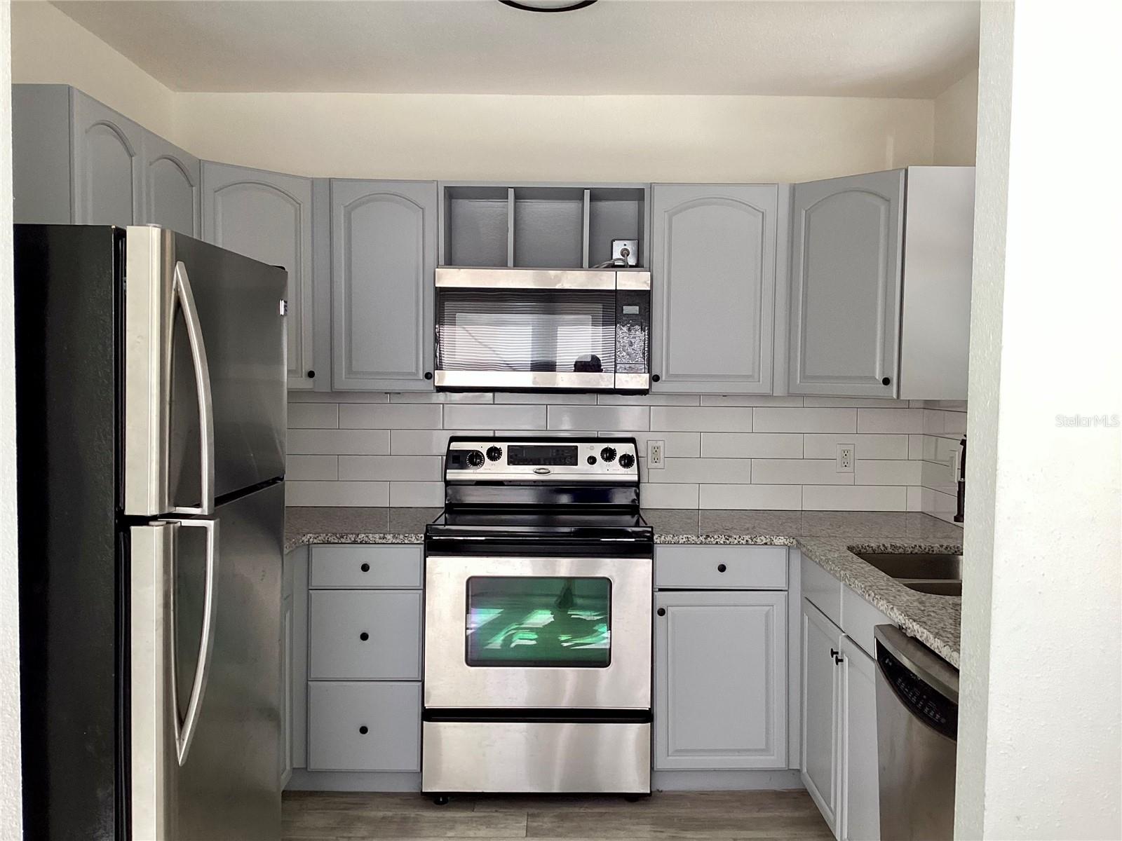 Image 8 of 14 For 1404 Cocoanut Avenue