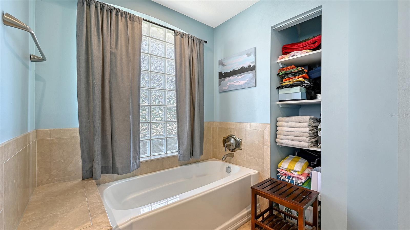 Image 41 of 74 For 9011 Misty Creek Drive