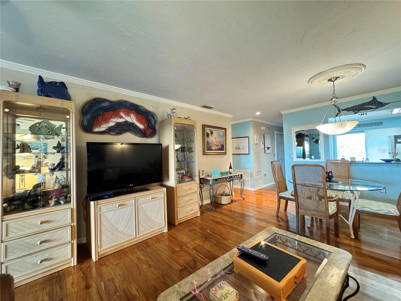 Image 16 of 52 For 10443 Waterbird Way 22