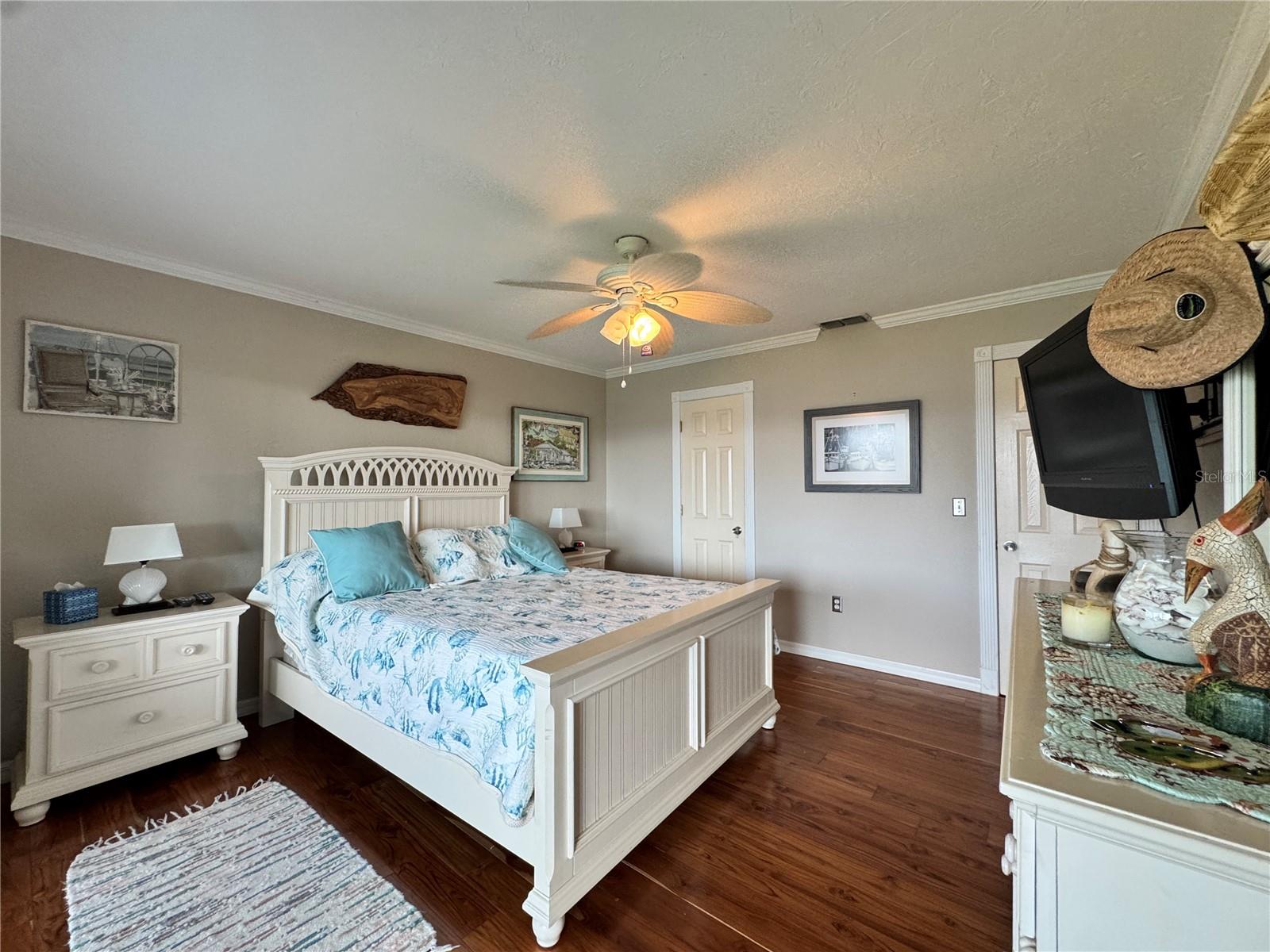 Image 18 of 52 For 10443 Waterbird Way 22