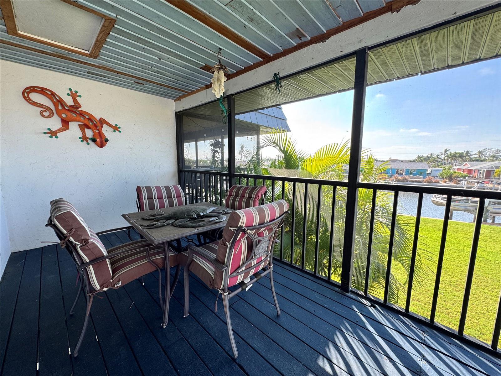 Image 5 of 52 For 10443 Waterbird Way 22