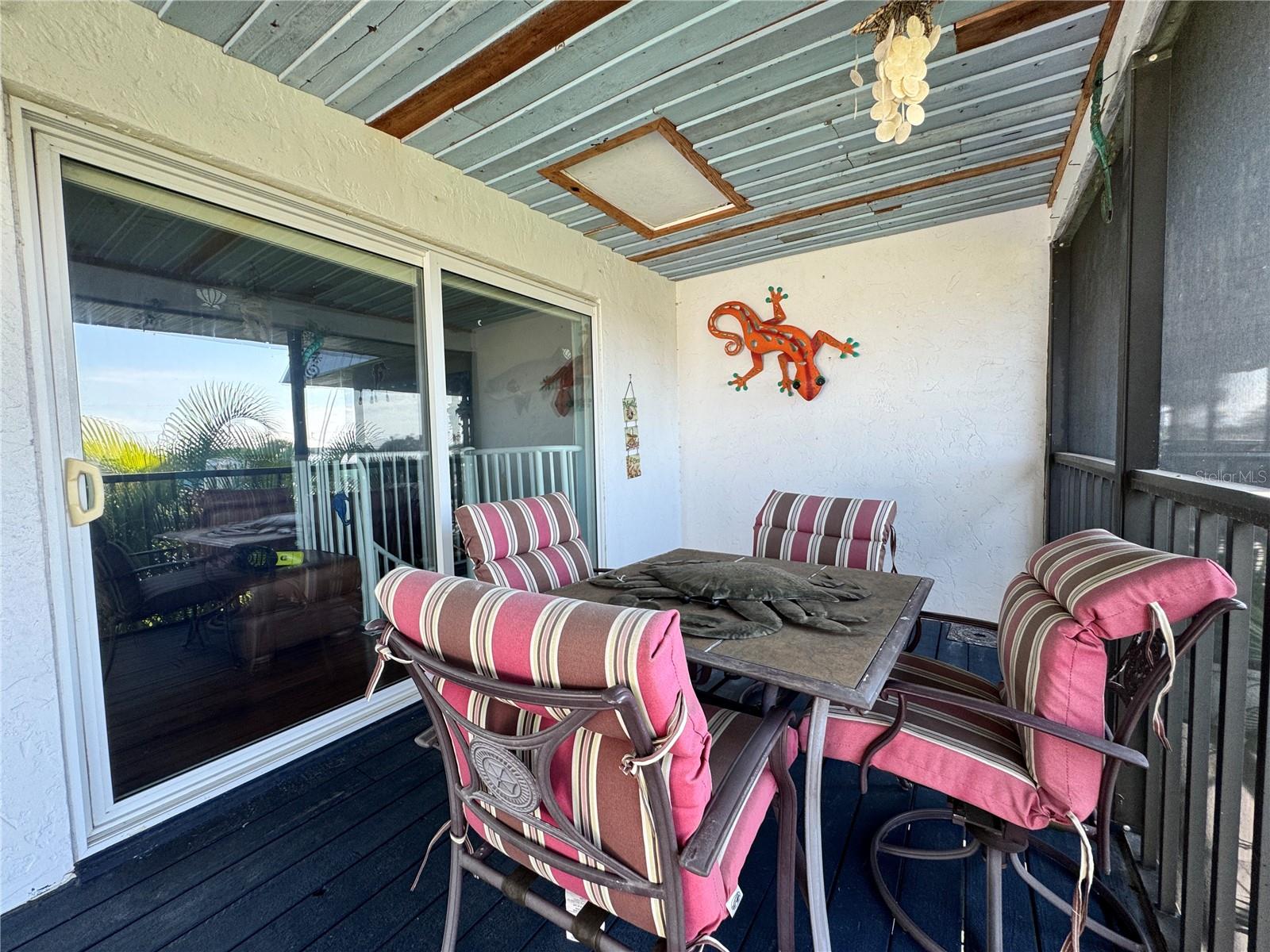 Image 6 of 52 For 10443 Waterbird Way 22