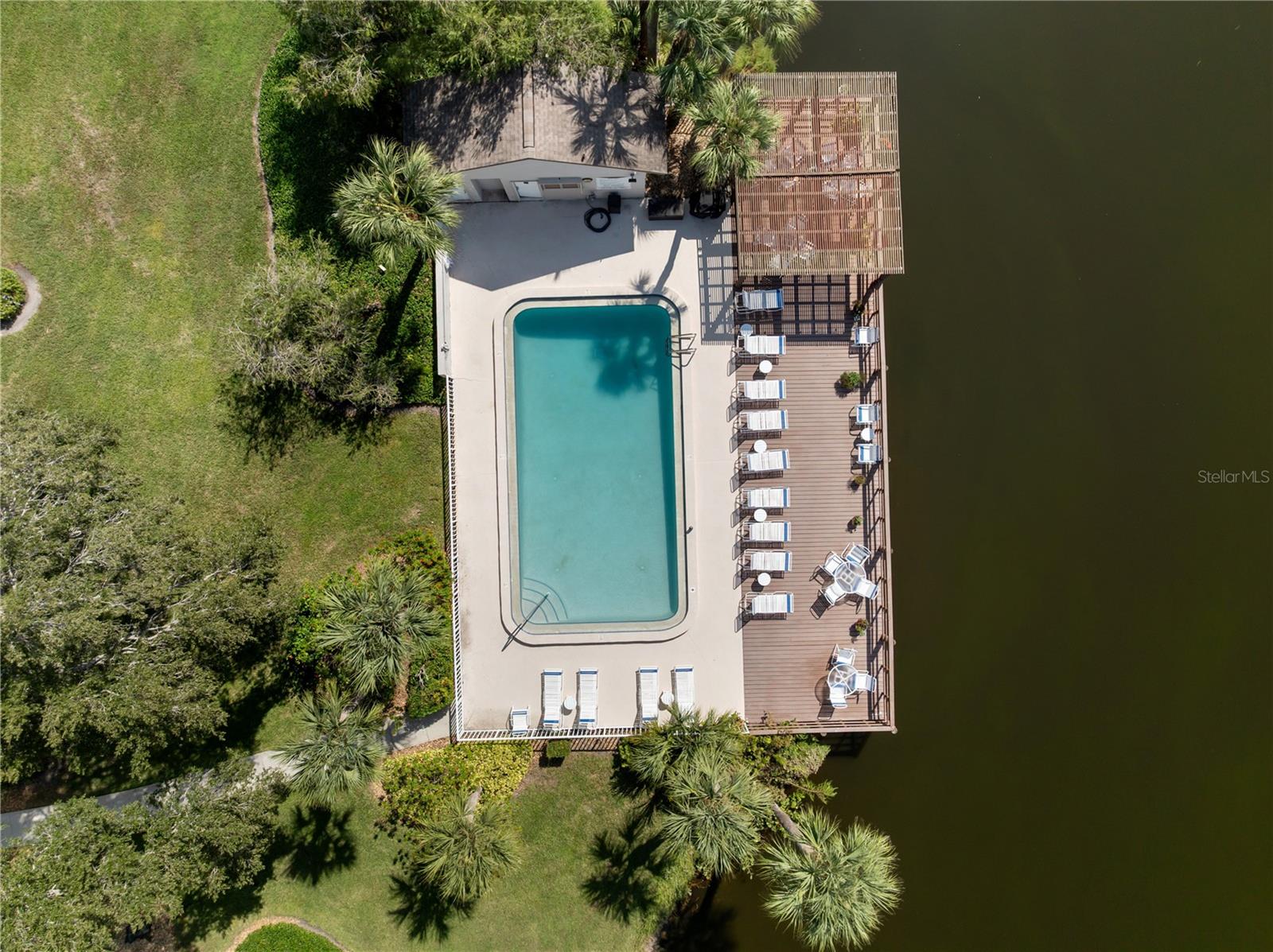 Image 18 of 69 For 3009 Taywood Meadows 14