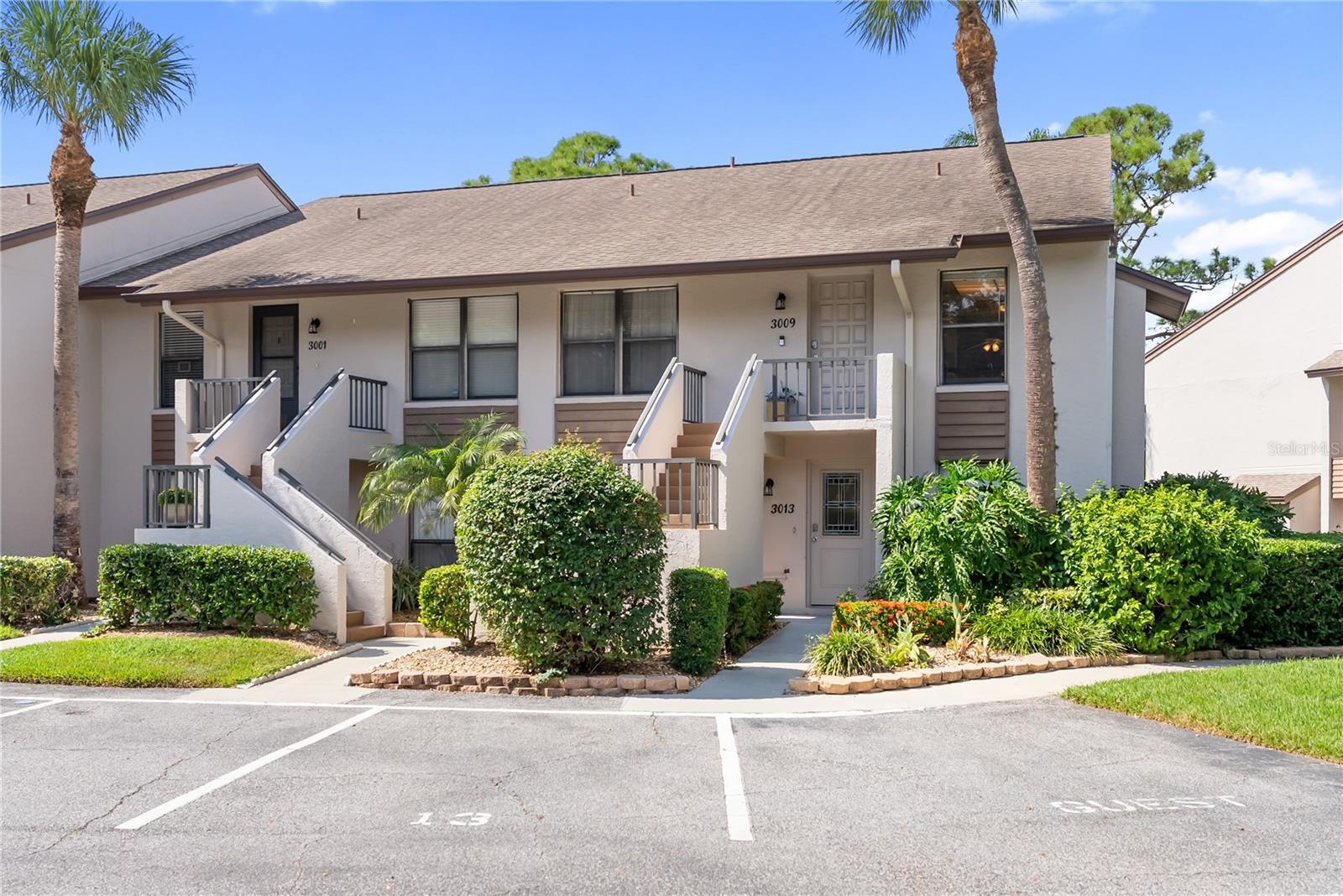 Image 31 of 69 For 3009 Taywood Meadows 14