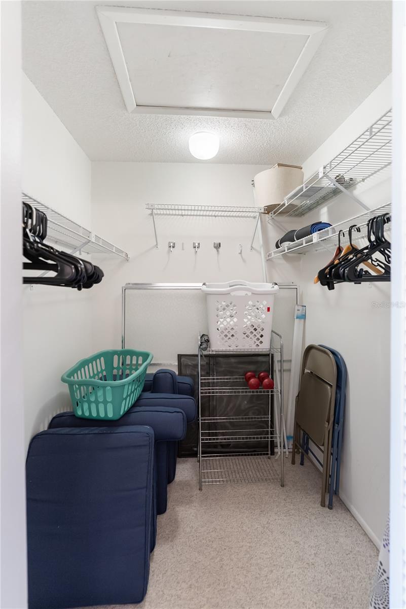 Image 37 of 69 For 3009 Taywood Meadows 14