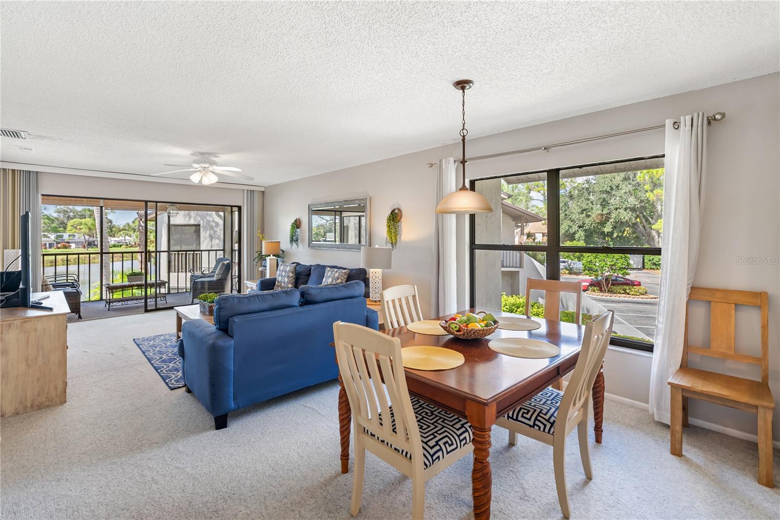 Image 5 of 69 For 3009 Taywood Meadows 14