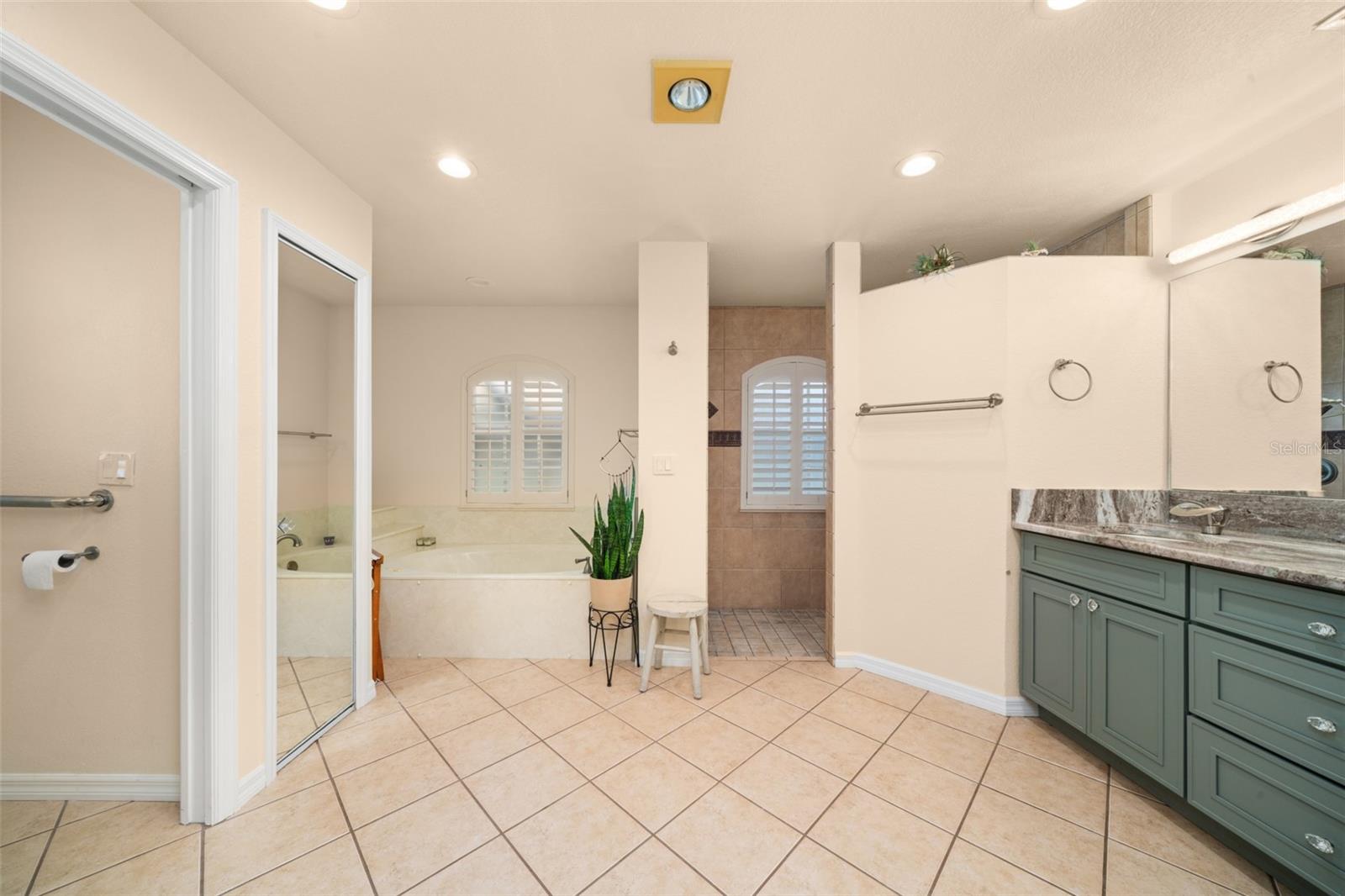 Image 35 of 78 For 1360 Lake Josephine Drive