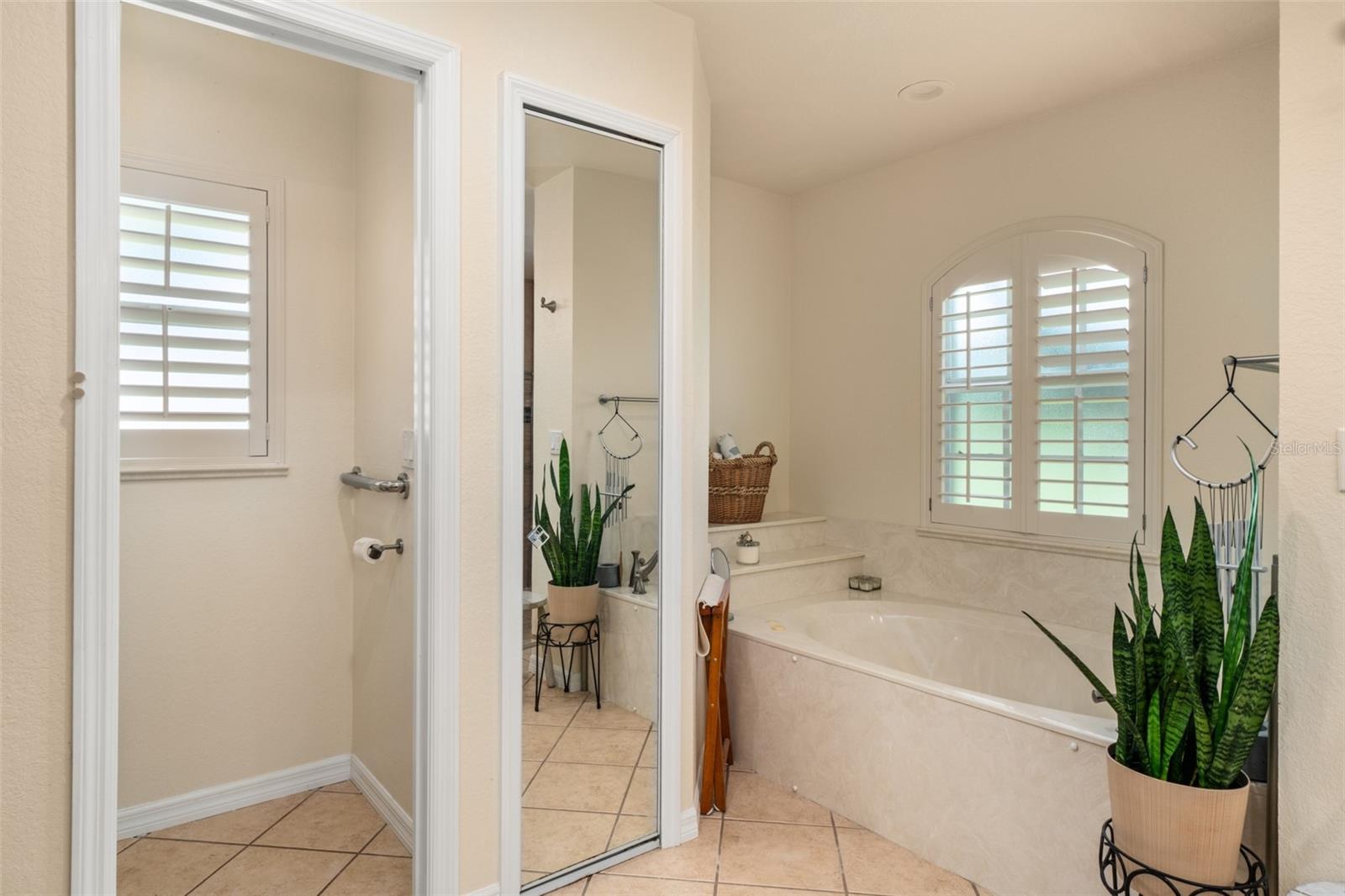 Image 37 of 78 For 1360 Lake Josephine Drive