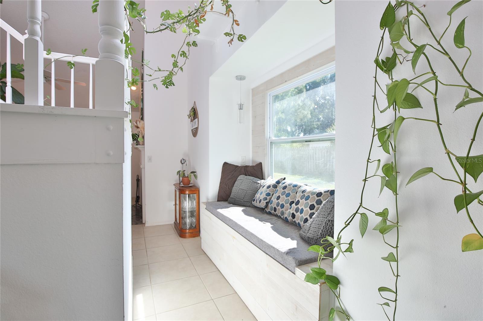 Image 9 of 39 For 7303 Manatee Street