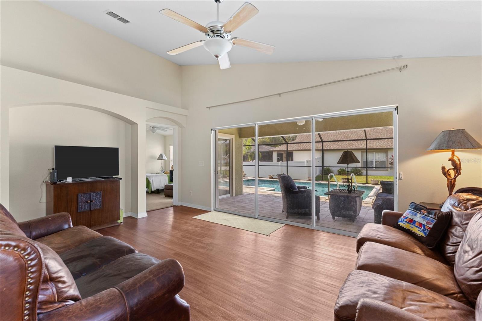 Image 6 of 35 For 5315 119th Terrace E