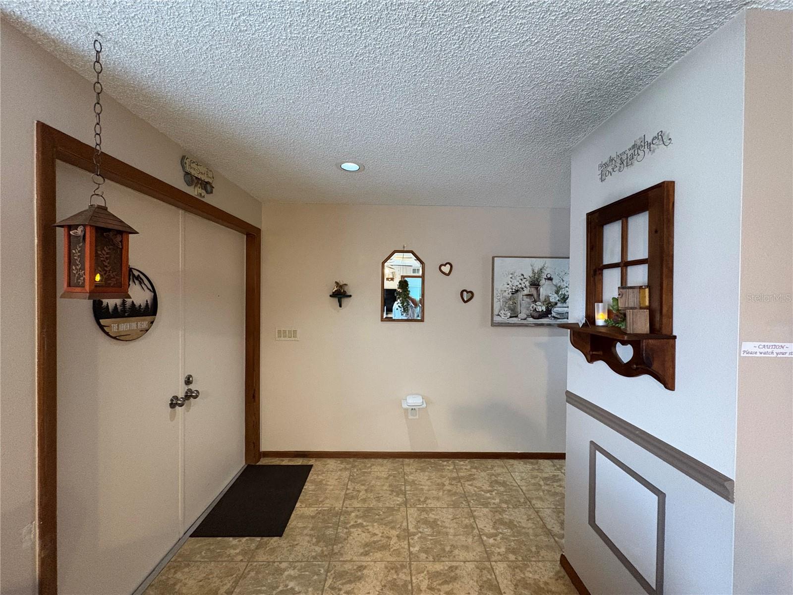 Listing photo id 1 for 6457 Samoa Drive